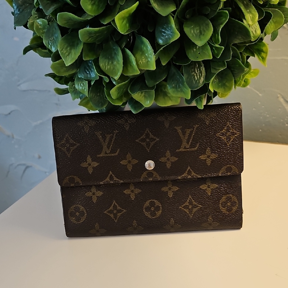 Louis Vuitton Monogram Wallet